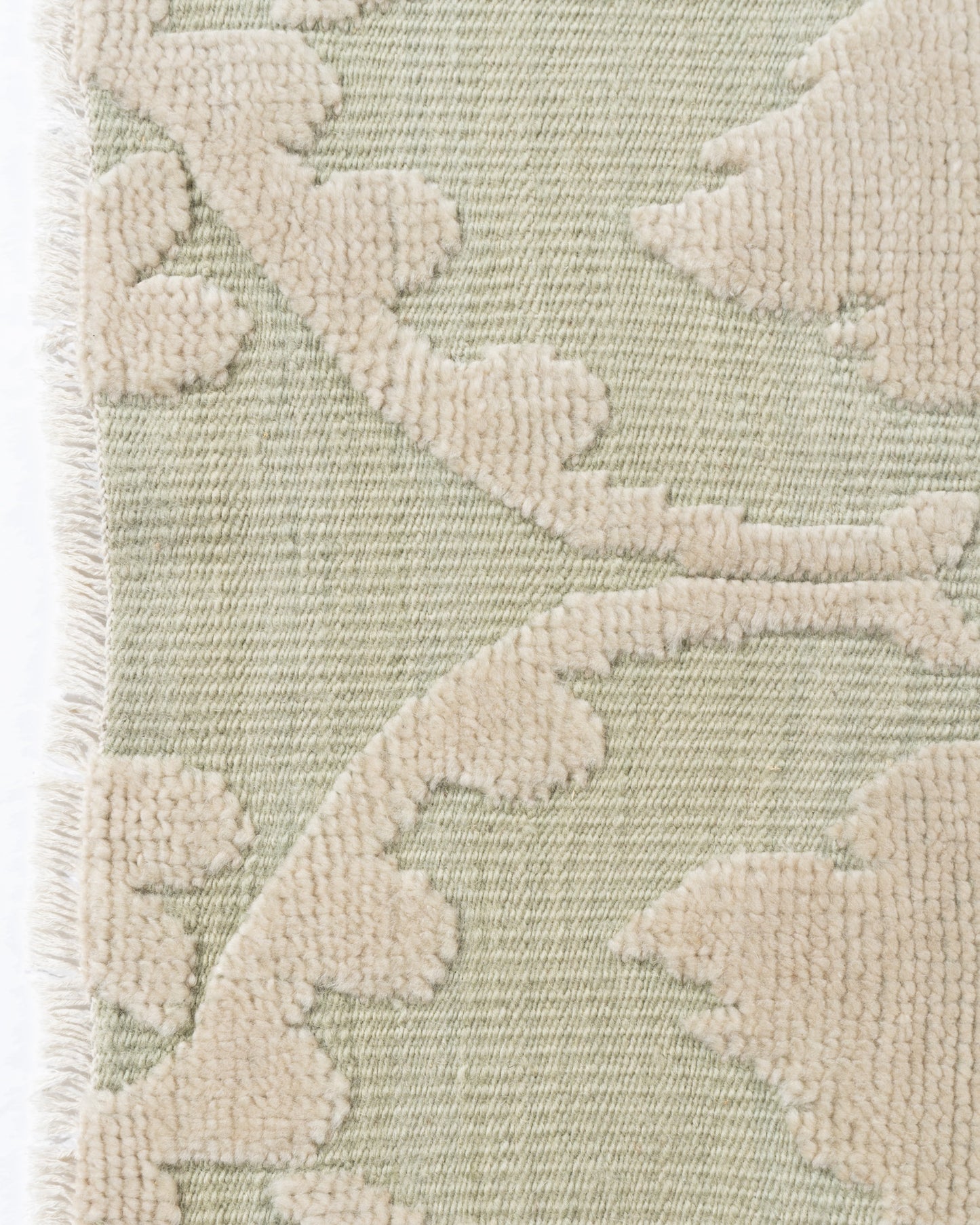 WAHO_IMAGE::n-7144-damask-green-ivory-3.00x4.00-13836.jpg