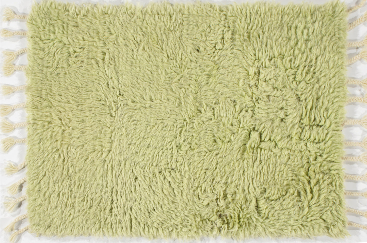 WAHO_IMAGE::s-3681-moroccan-fluffy-collection-solid-green-sample-1.00x1.00-16117.jpg