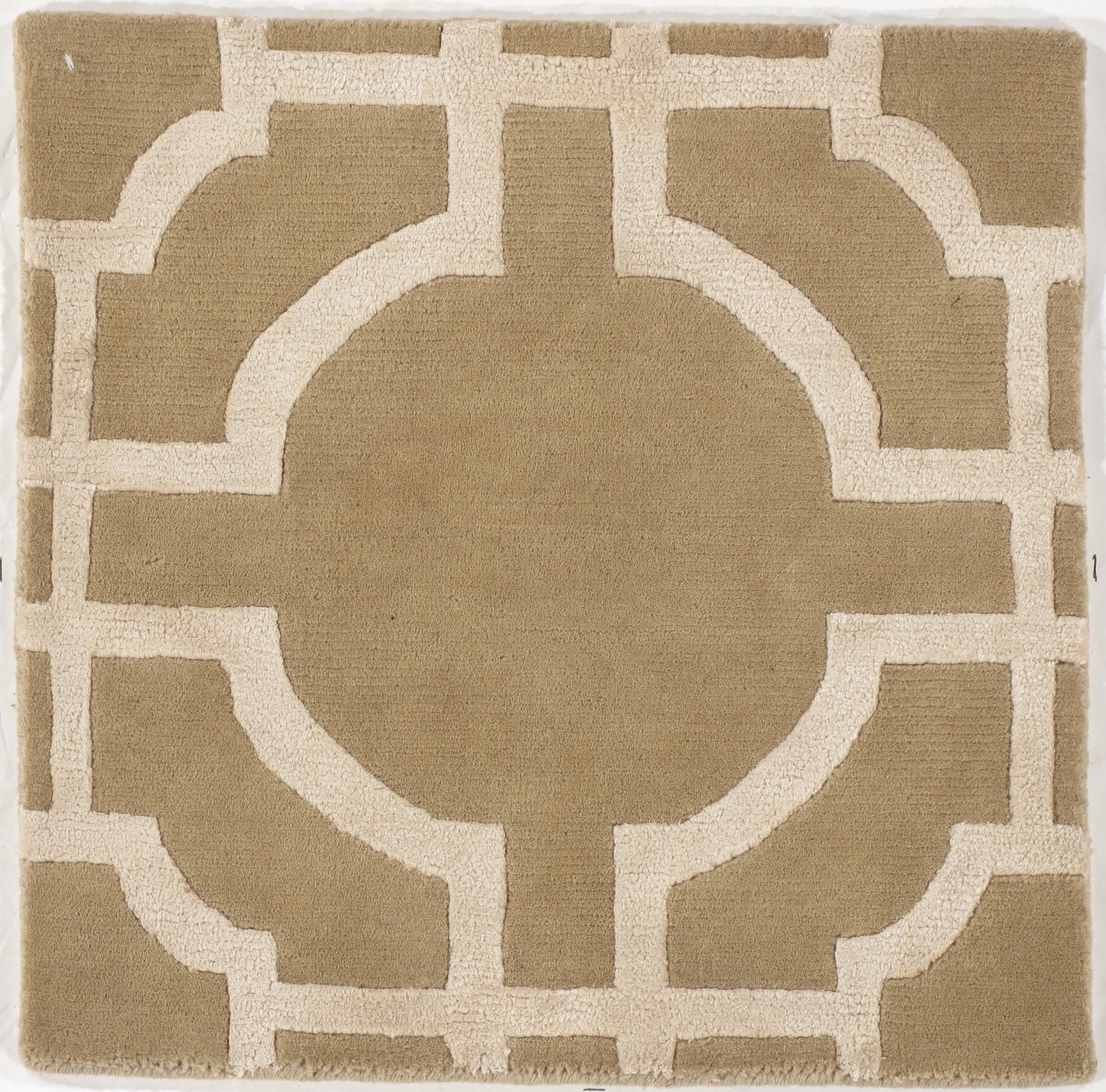 WAHO_IMAGE::u-3644ns-olympic-lt-gold-ivory-2x2-8372.jpg