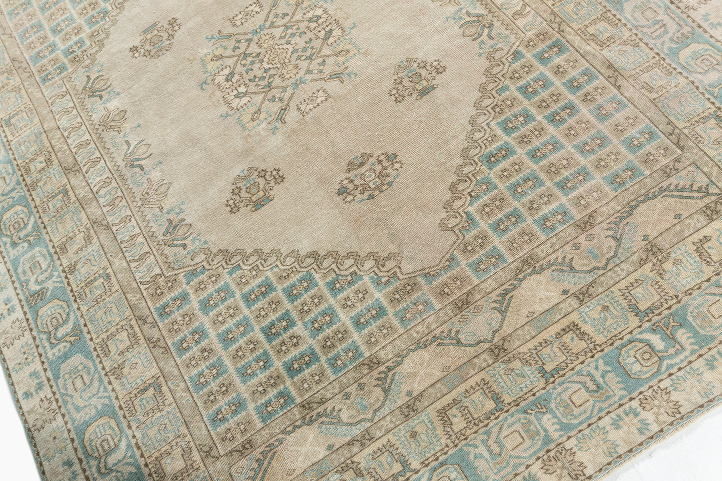 WAHO_IMAGE::u-5044-vintage-turkish-oushak-rug-6.04x8.00-14851.jpg