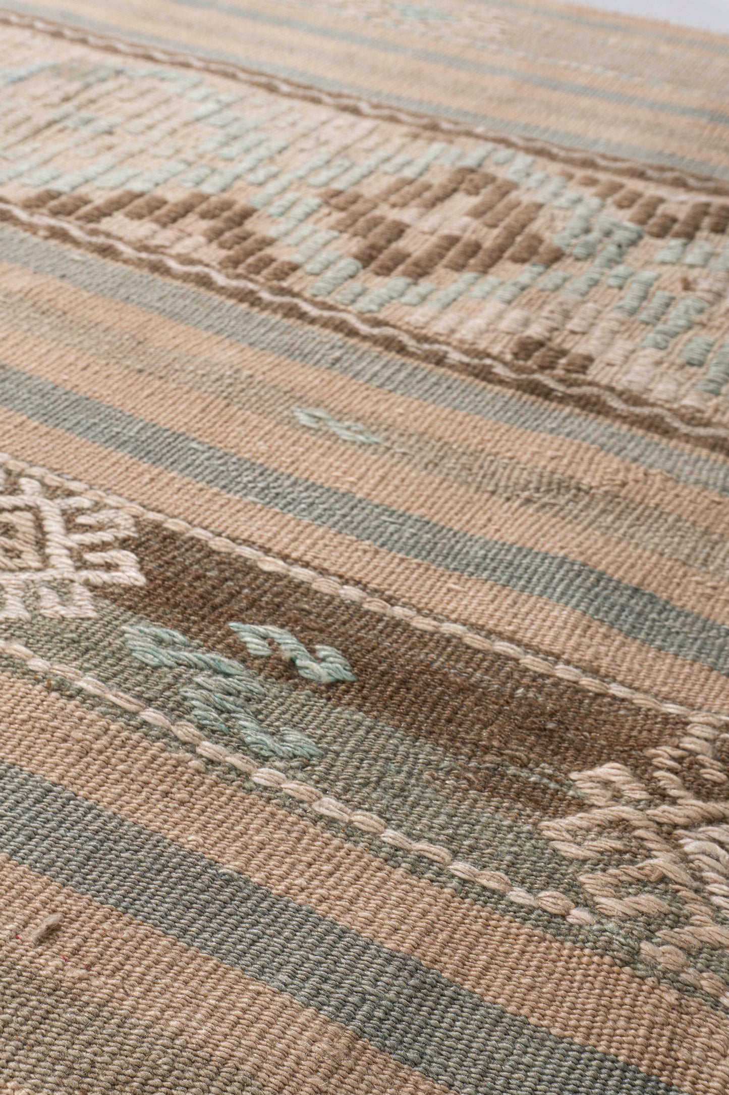WAHO_IMAGE::u-5266-kilim-5.10x11.02-18024.jpg
