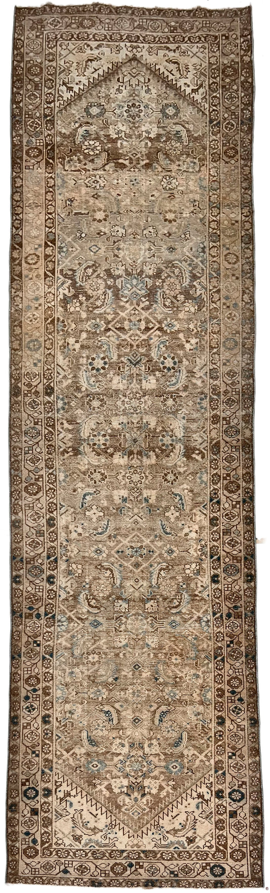 U-5304 - Antique Malayer Runner