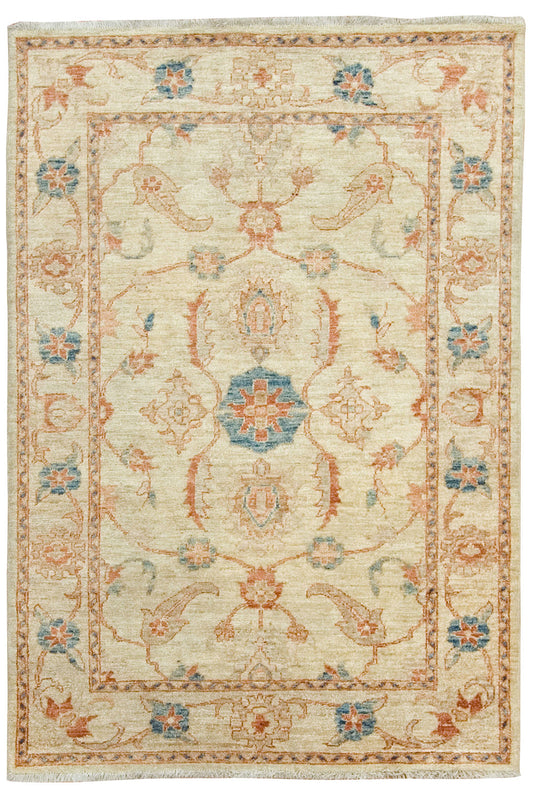 Q507 - Sultanabad Ivory Style Rug