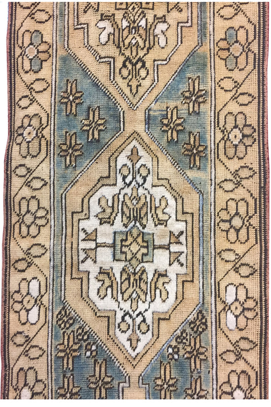 WAHO_IMAGE::u-2780 vintage turkish oushak rug 2'5 x 9'6.jpg