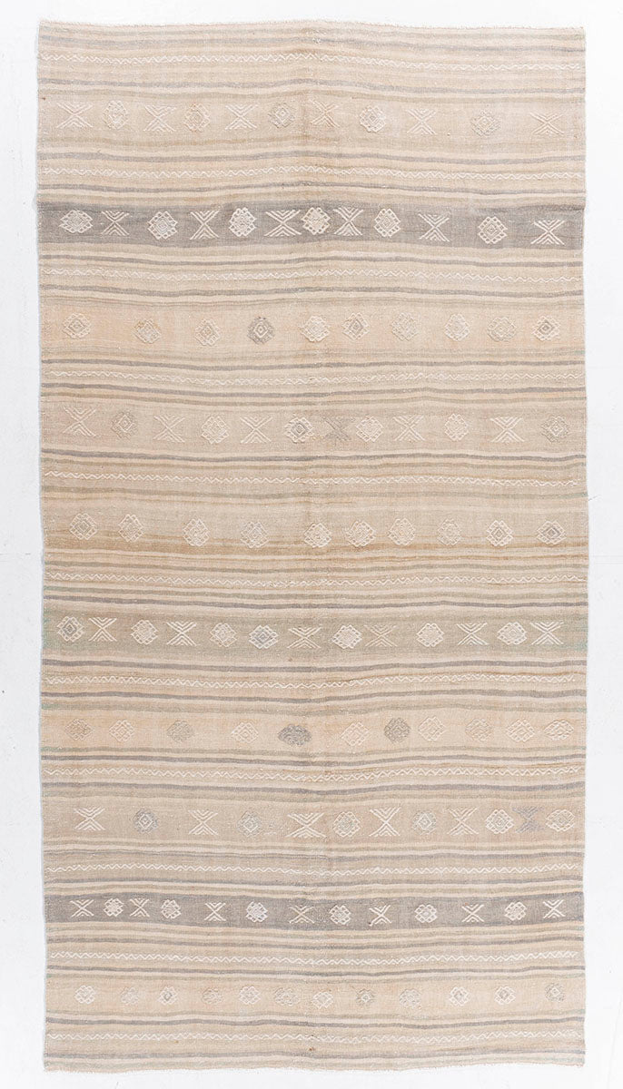WAHO_IMAGE::u-5269 turkish kilim 5’5x10’8_thumb.jpg