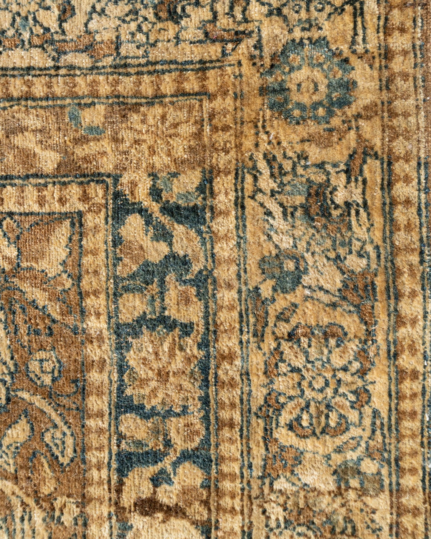 WAHO_IMAGE::cu-1146-antique-persian-distressed-fine-isfahan-rug-11.07x19.05-14179.jpg