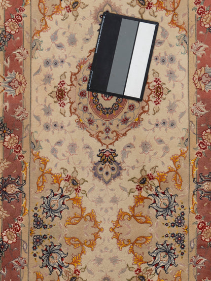 CU-1490D - Tabriz Silk Runner