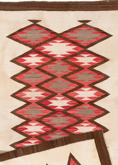 CU-1572 - Vintage Navajo Rug
