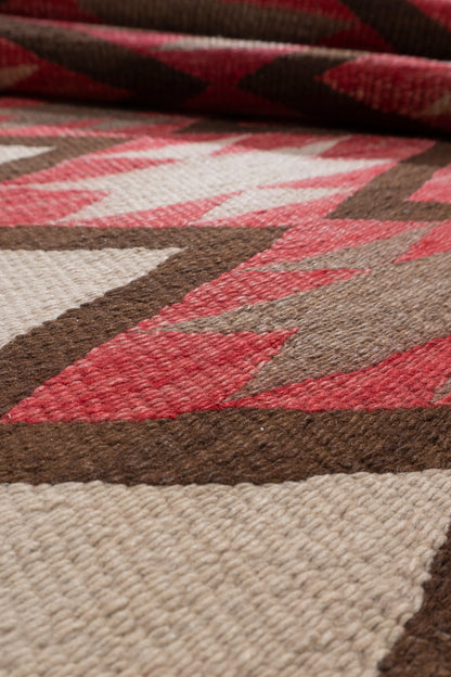 CU-1572 - Vintage Navajo Rug
