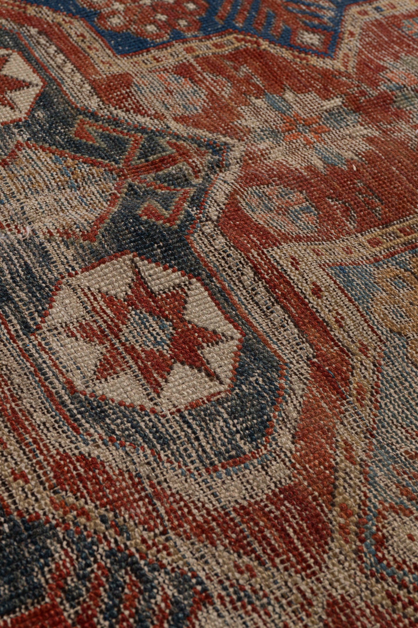 WAHO_IMAGE::cu-1604-vintage-shirvan-rug-05.03x10.00-17830.jpg
