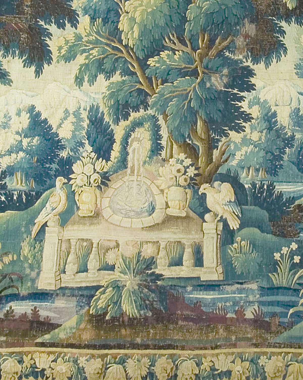 WAHO_IMAGE::cu-916-flemish-17th-century-verdure-tapestry-15.03x9.02-3528.jpg