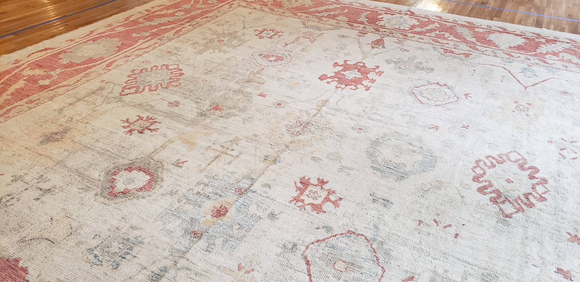 WAHO_IMAGE::d1111-oversize-oushak-style-rug-14.07x26.00-9272.jpg