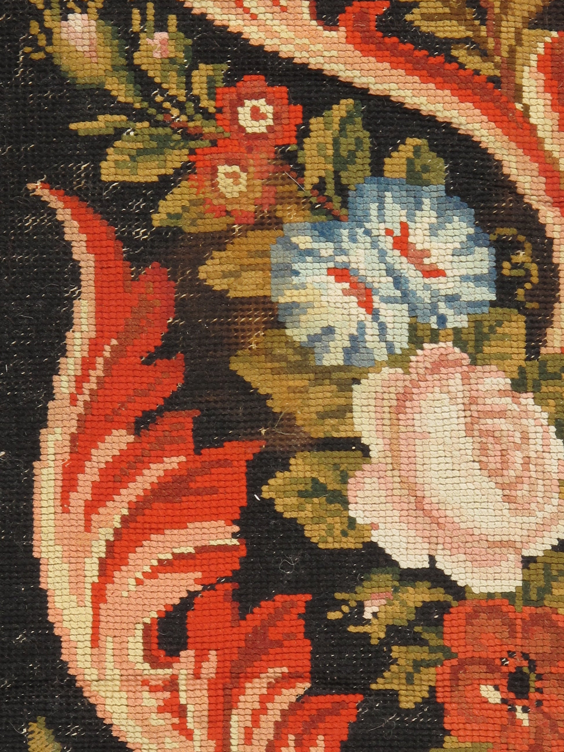 WAHO_IMAGE::d263-oversize-english-needlepoint-rug-11.06x20.00-7130.jpg