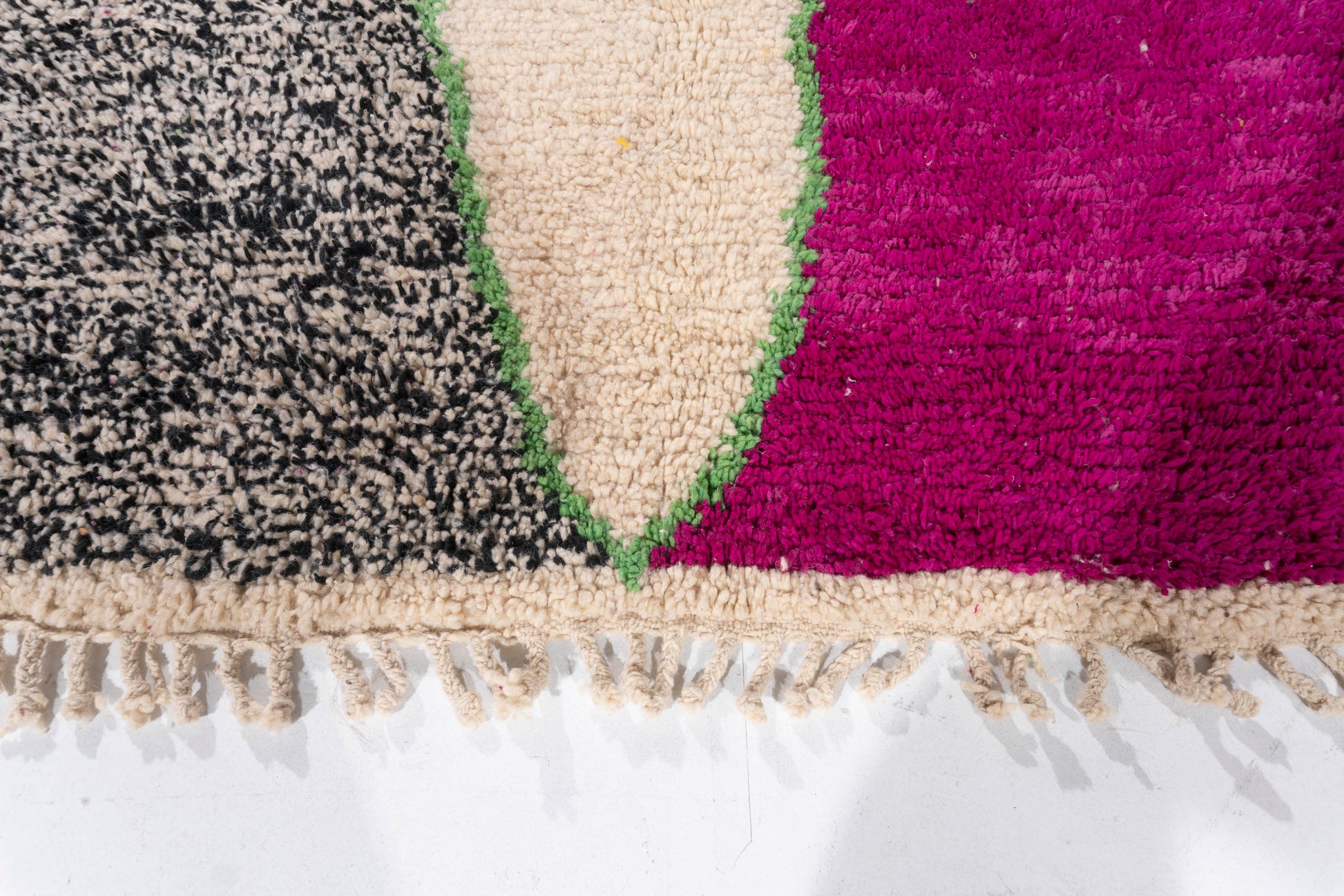 WAHO_IMAGE::ml-i4-moroccan-modern-rug-05.04x08.06-18085.jpg