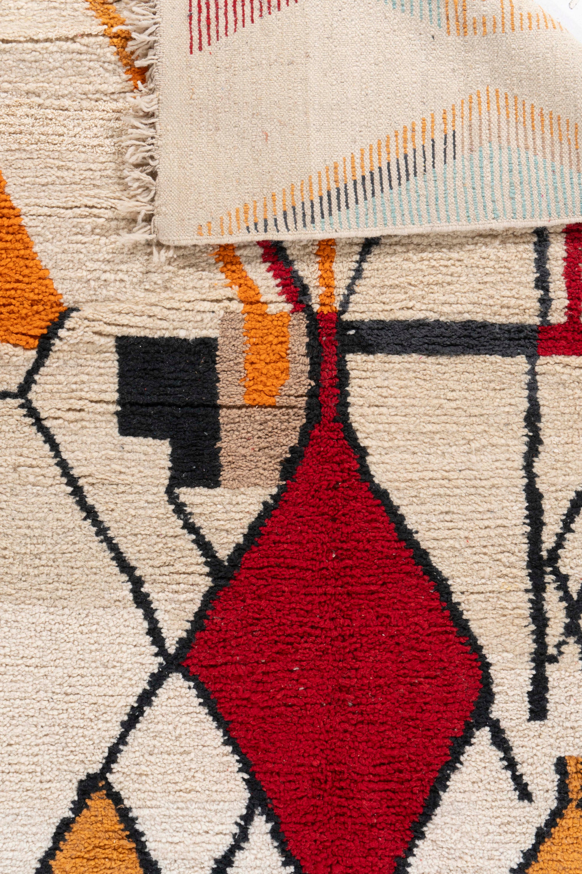 WAHO_IMAGE::ml24-moroccan-modern-rug-05.00x08.06-18088.jpg