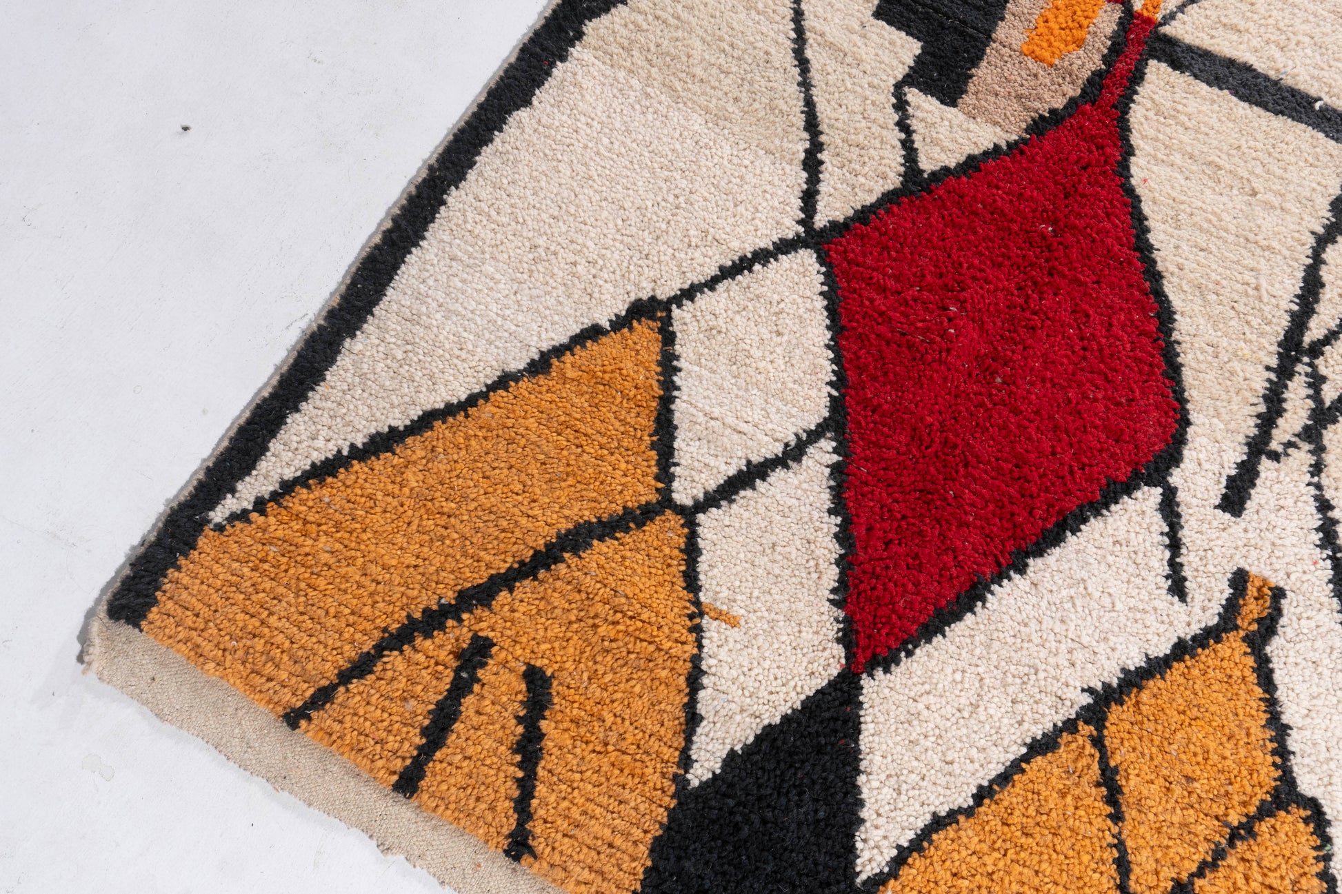 WAHO_IMAGE::ml24-moroccan-modern-rug-05.00x08.06-18091.jpg