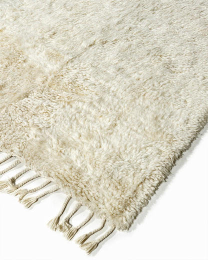 WAHO_IMAGE::n-3943-moroccan-fluffy-solid-ivory-rug-8.10x11.10-13163.jpg