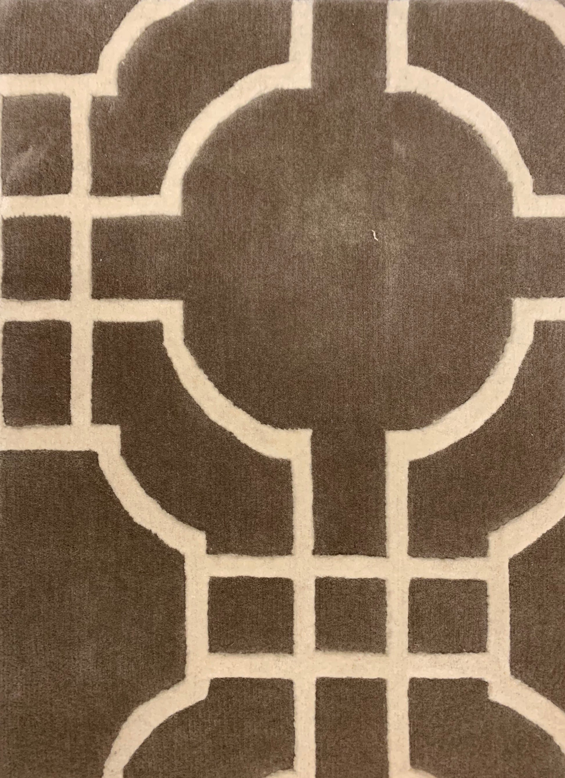 WAHO_IMAGE::n-4507-olympic-collection-taupe-cream-modern-area-rugs-9.00x12.00-16576.jpeg