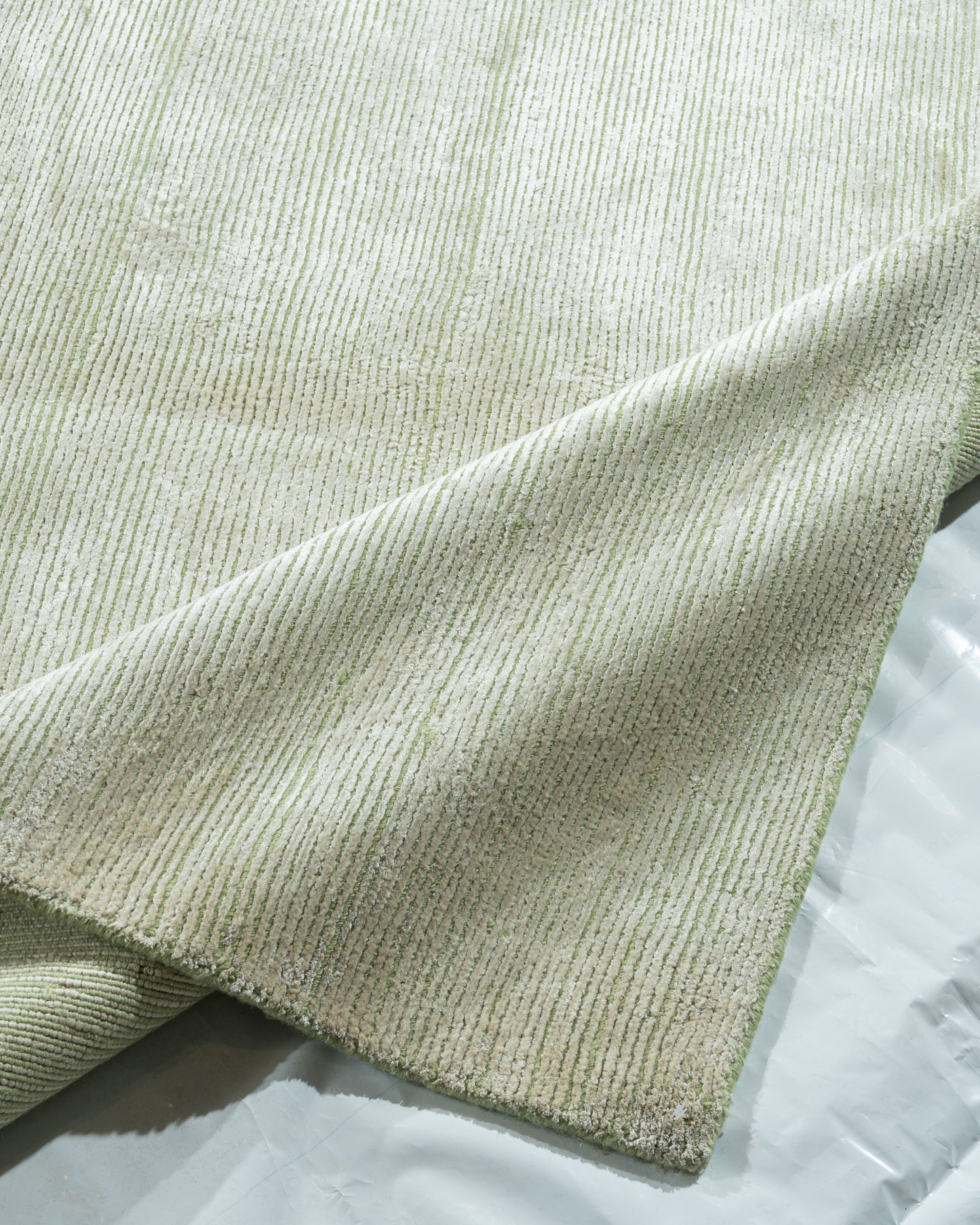 WAHO_IMAGE::n-7019-simplicity-chic-ivory-green-9.00x12.00-12689.jpg