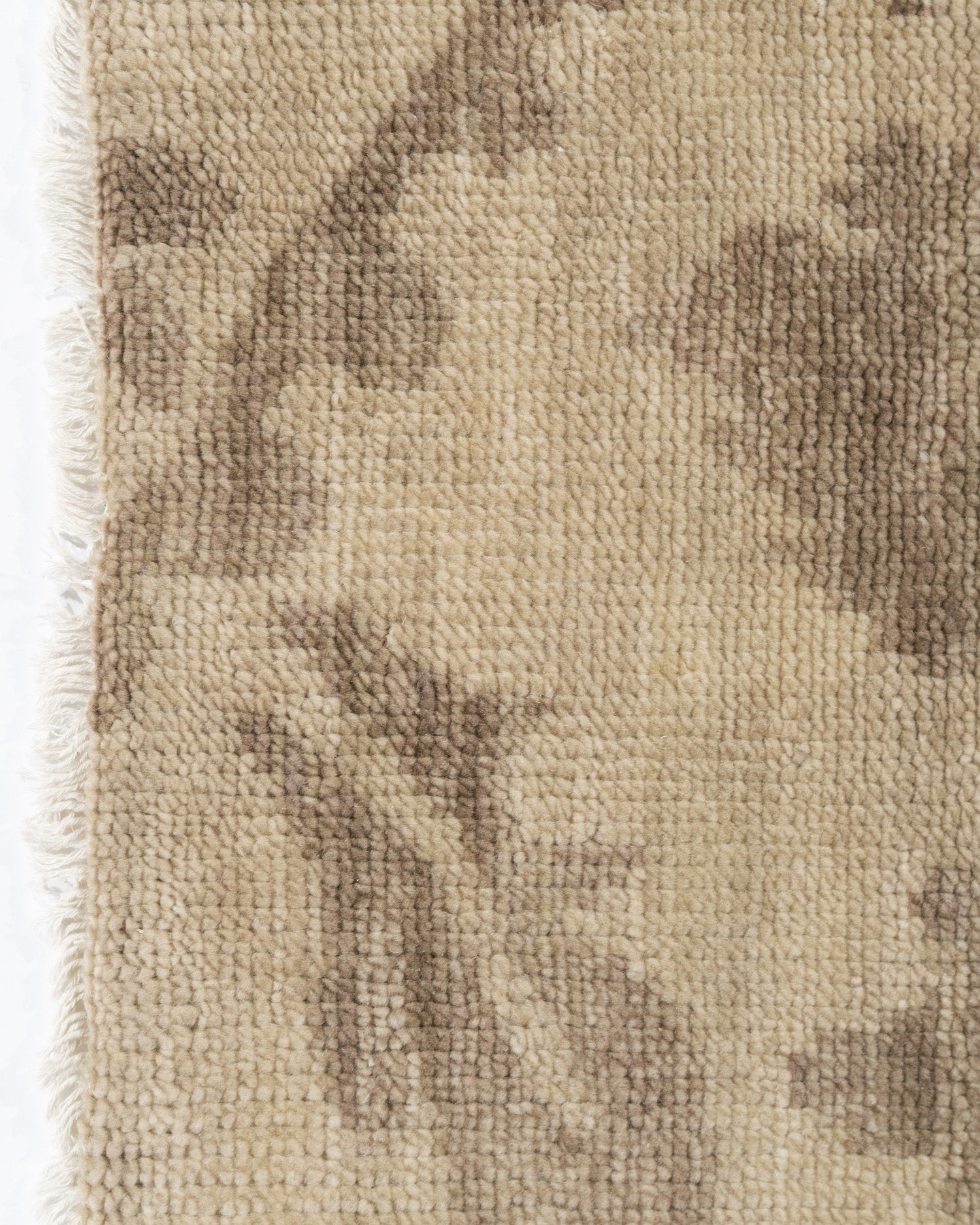 WAHO_IMAGE::n-7107-damask-full-pile-cream-taupe-3.00x4.00-13913.jpg