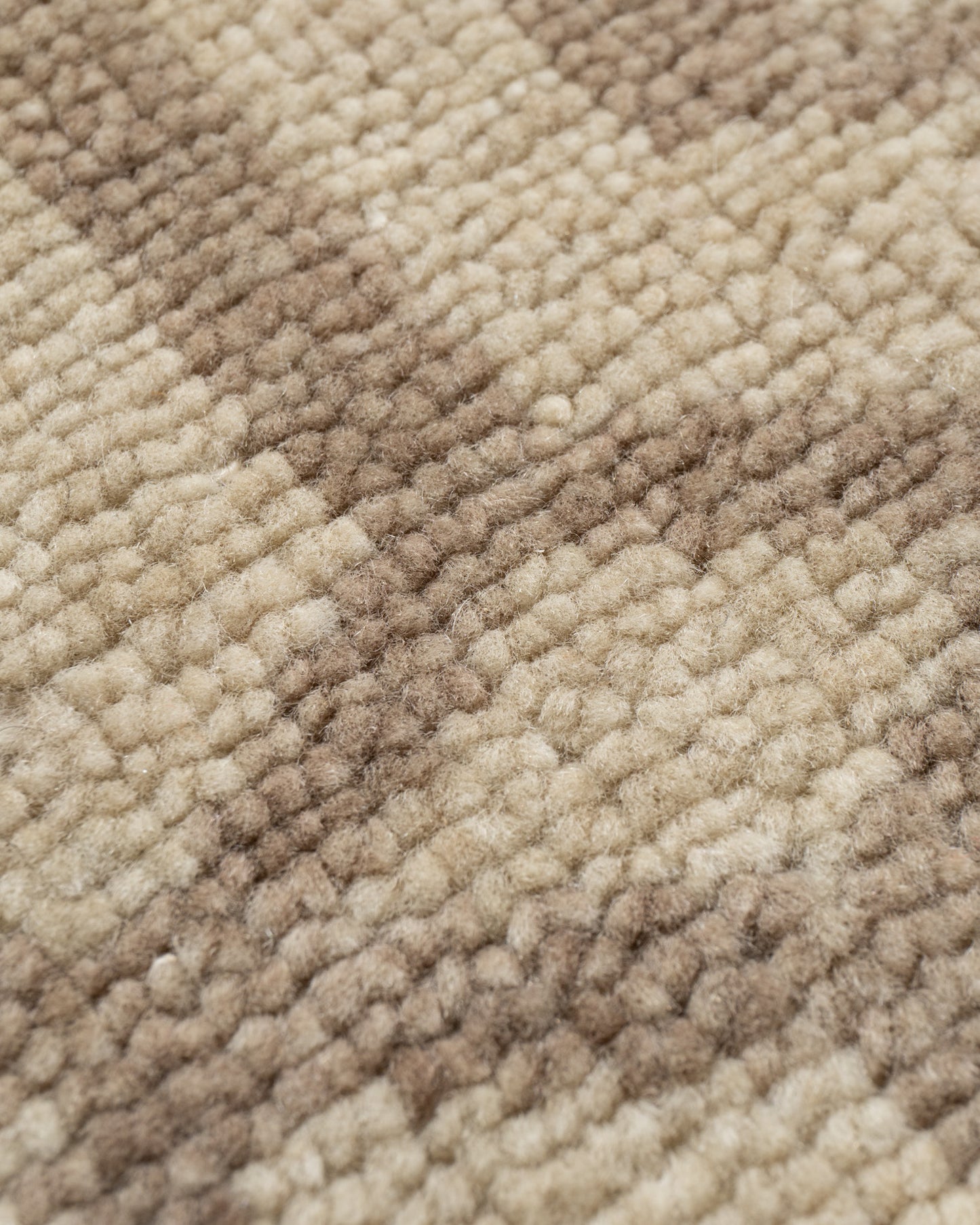 WAHO_IMAGE::n-7108-b-modern-hexagonal-beige-taupe-rug-1.06x2.00-15806.jpg