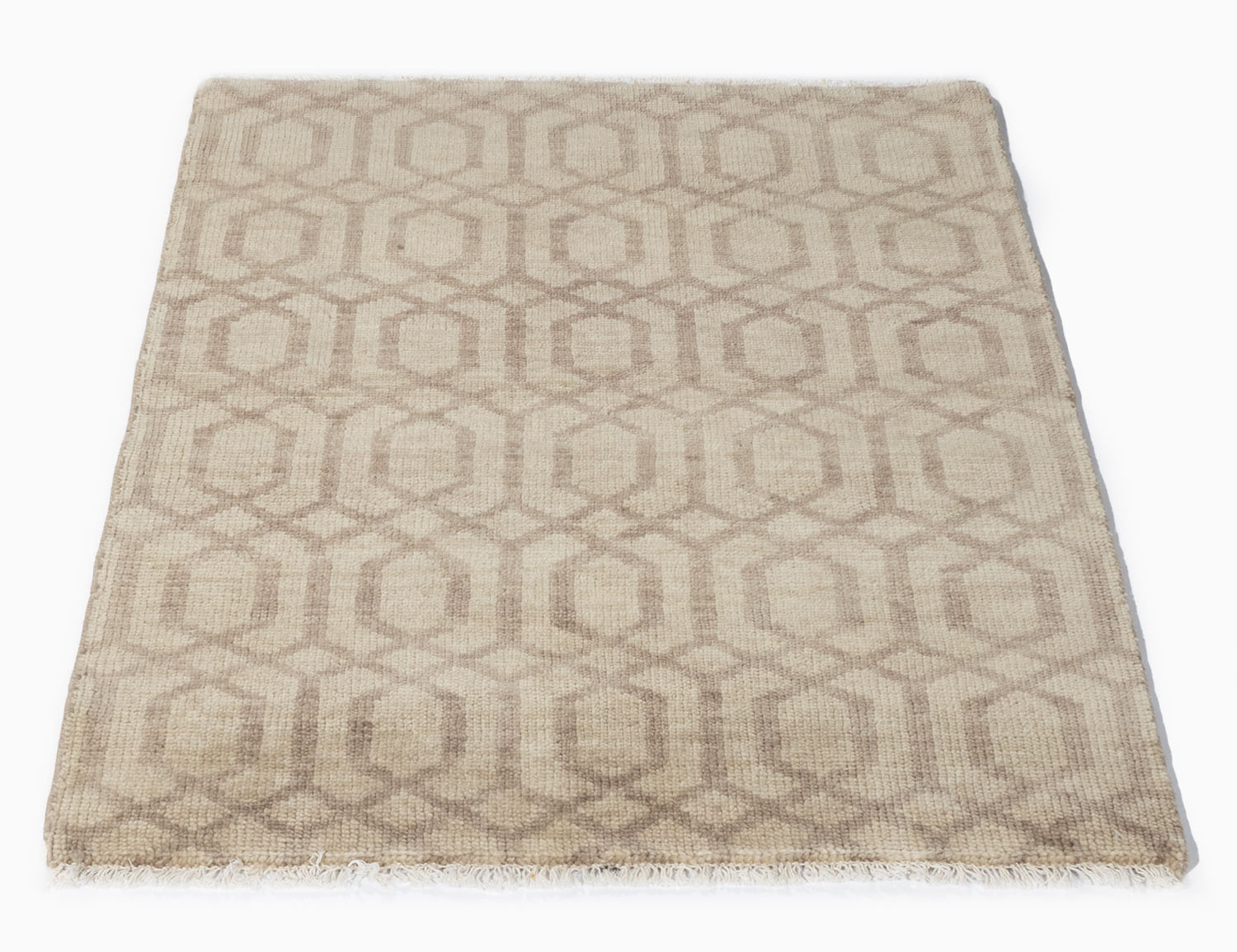 WAHO_IMAGE::n-7108-modern-hexagonal-cream-taupe-rug-3.00x4.00-13828.jpg