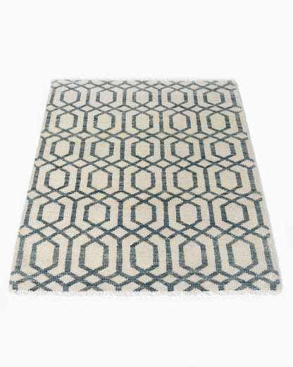 WAHO_IMAGE::n-7110-hexagonal-cream-blue-3.00x4.00-13802.jpg
