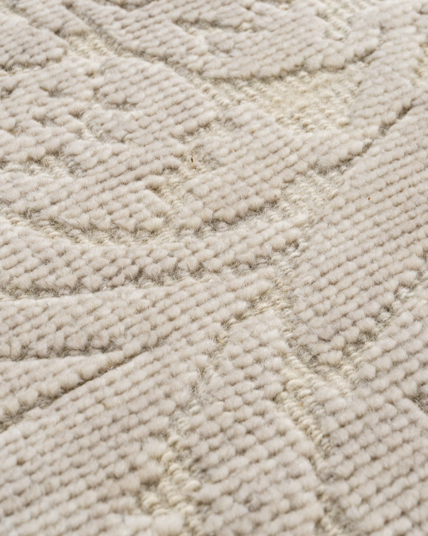 WAHO_IMAGE::n-7143-damask-ivory-beige-3.00x4.00-14066.jpg
