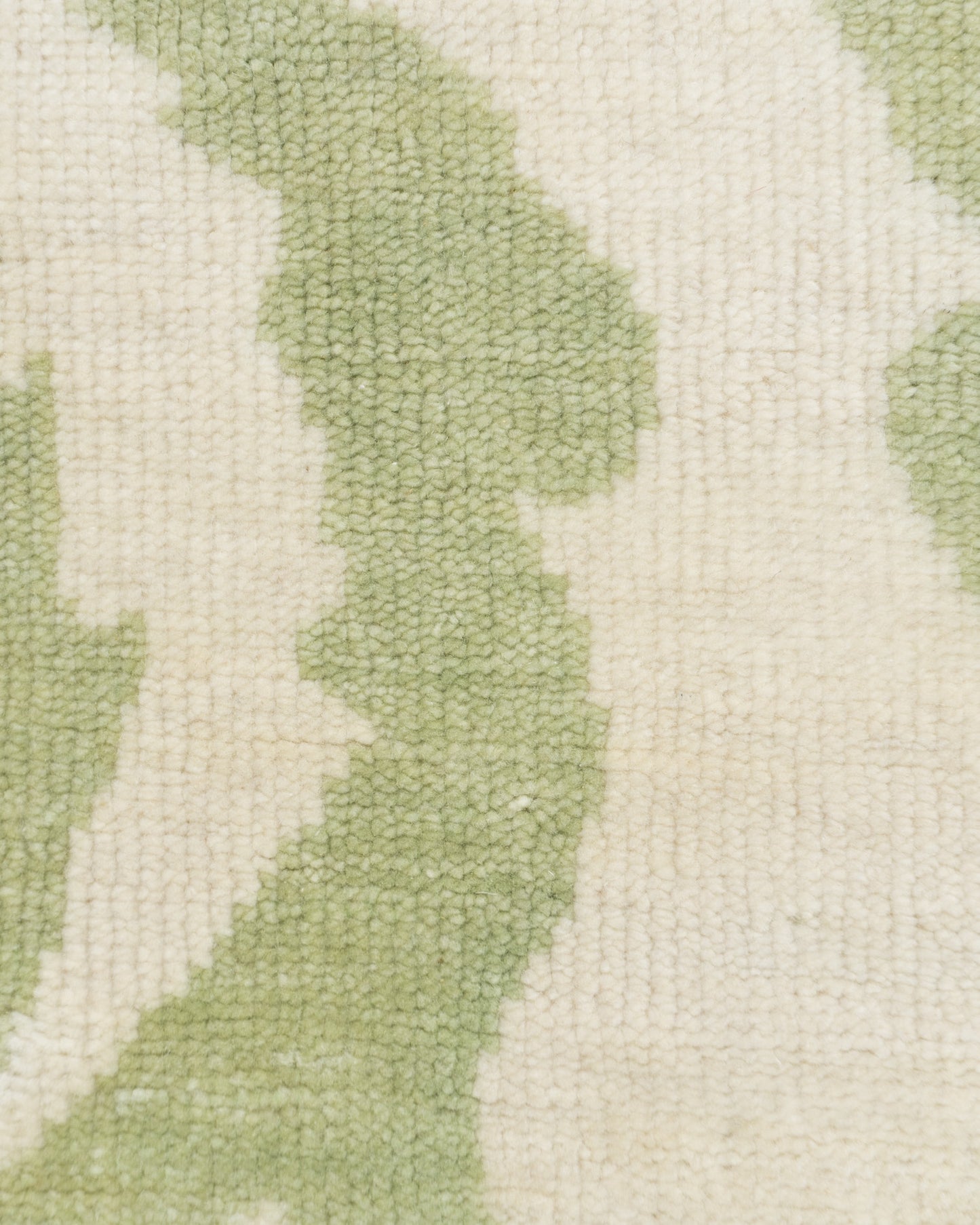 WAHO_IMAGE::n-7148-leaf-design-ivory-light-green-3.00x4.00-13848.jpg
