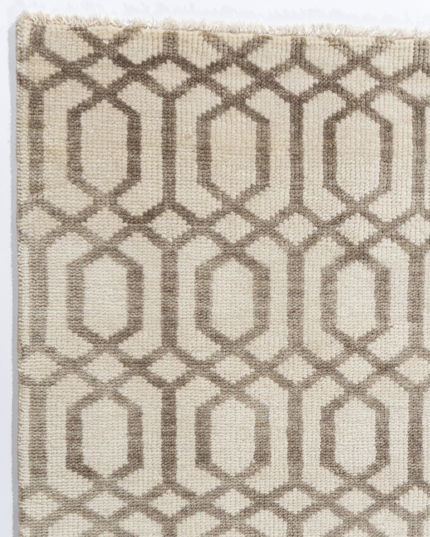 WAHO_IMAGE::n-7157-hexagonal-ivory-beige-3.00x4.00-13807.jpg