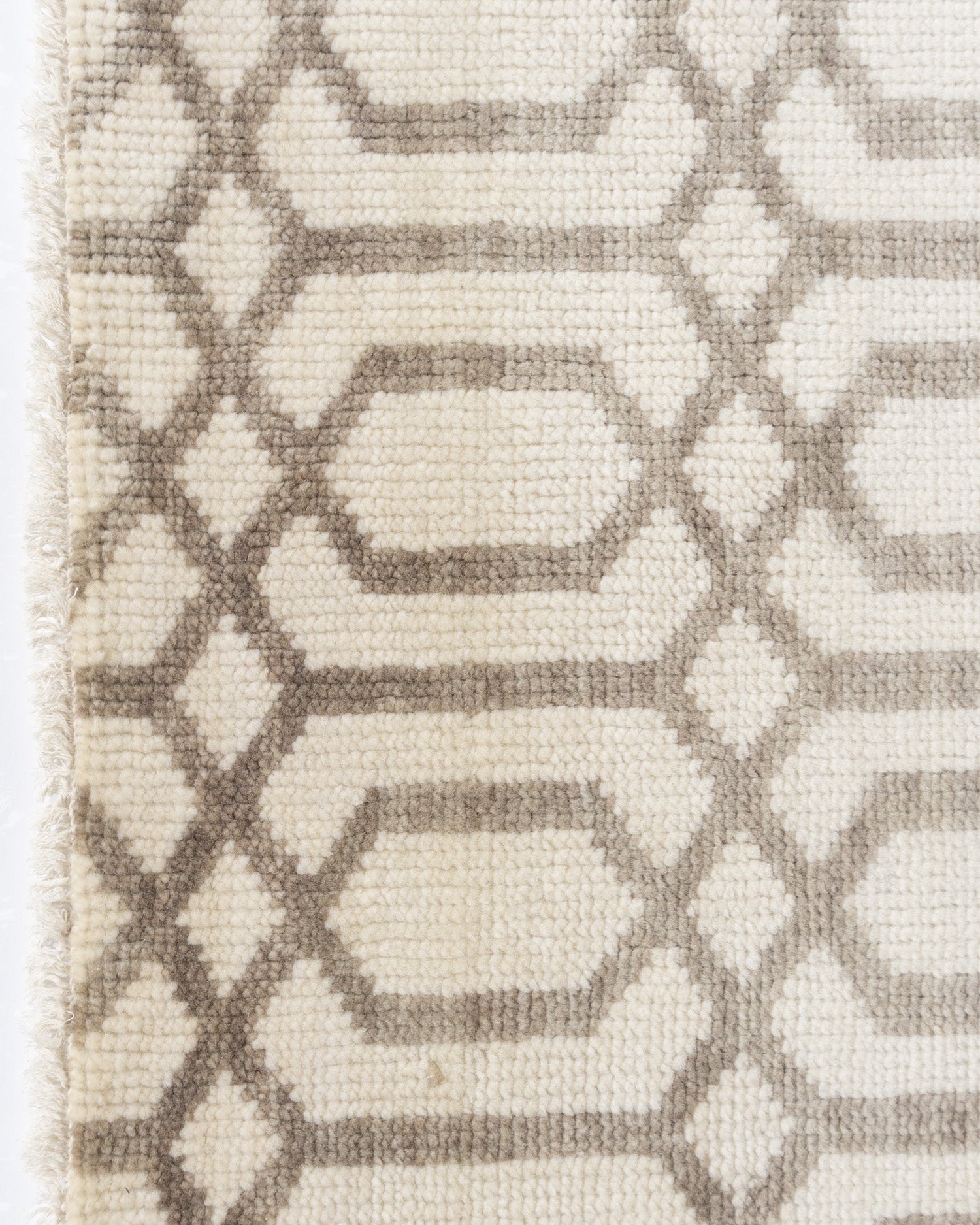 WAHO_IMAGE::n-7157-hexagonal-ivory-beige-3.00x4.00-13811.jpg