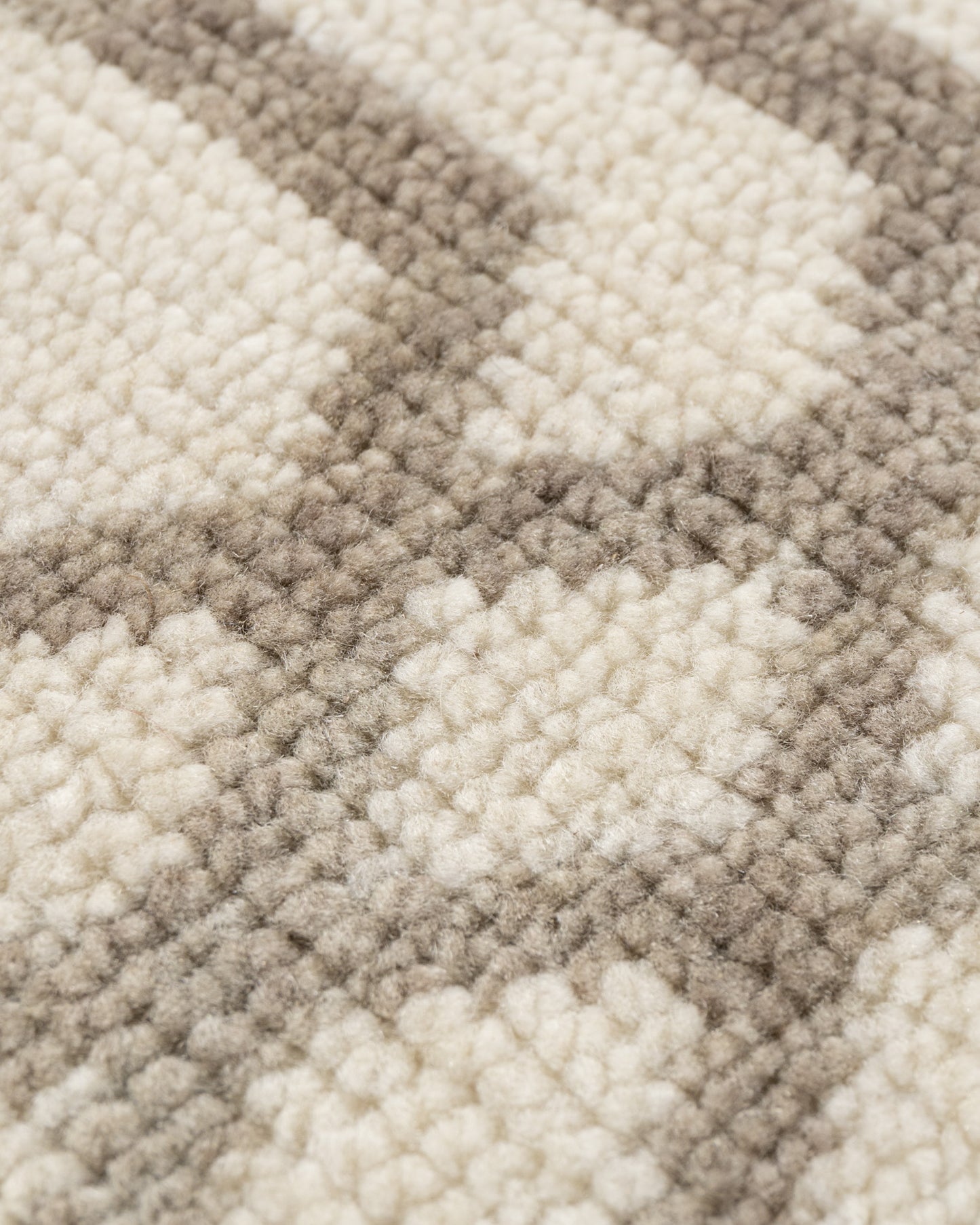 WAHO_IMAGE::n-7157-hexagonal-ivory-beige-3.00x4.00-13812.jpg