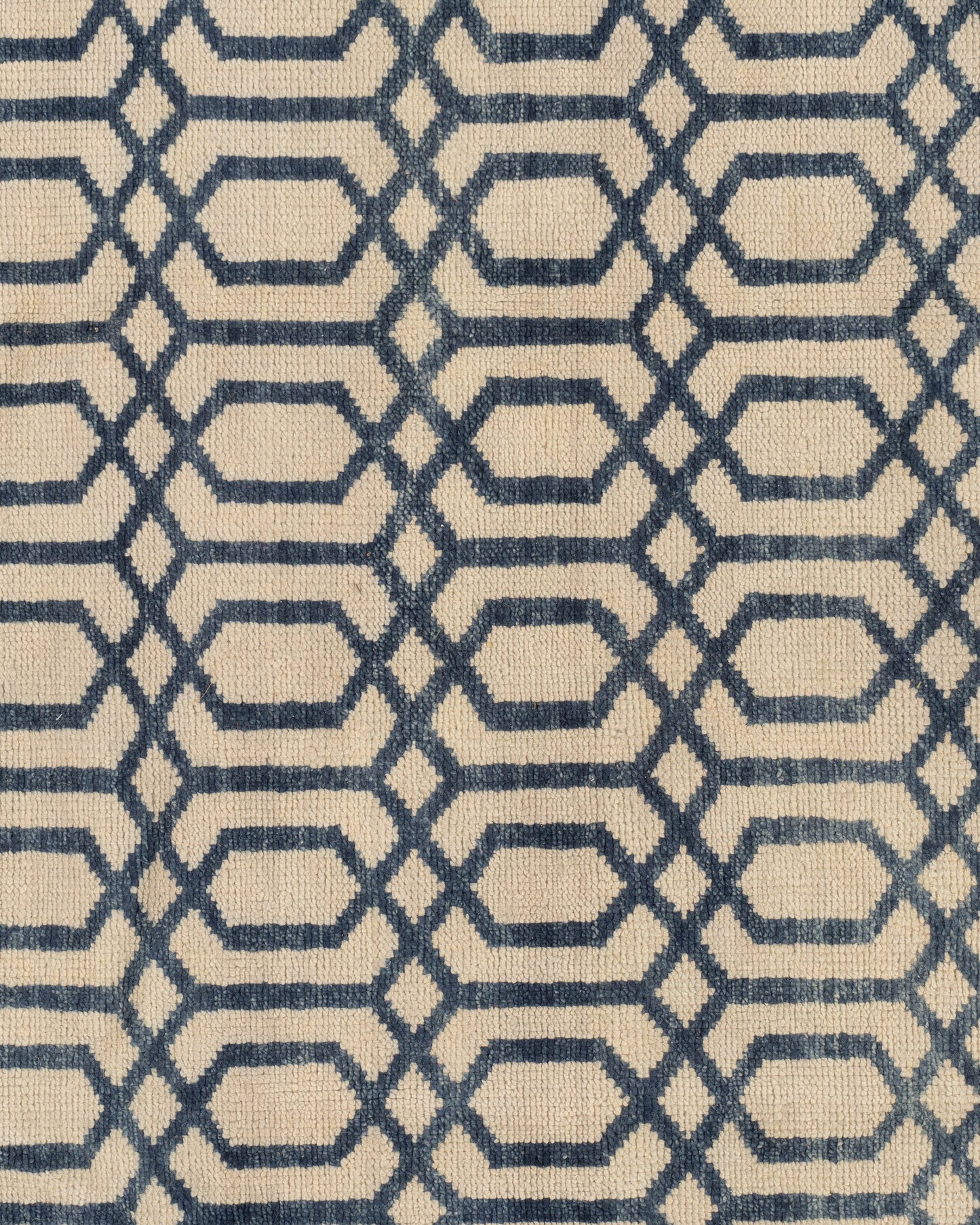 WAHO_IMAGE::n-7158-hexagonal-ivory-gray-2.00x3.00-15854.jpg