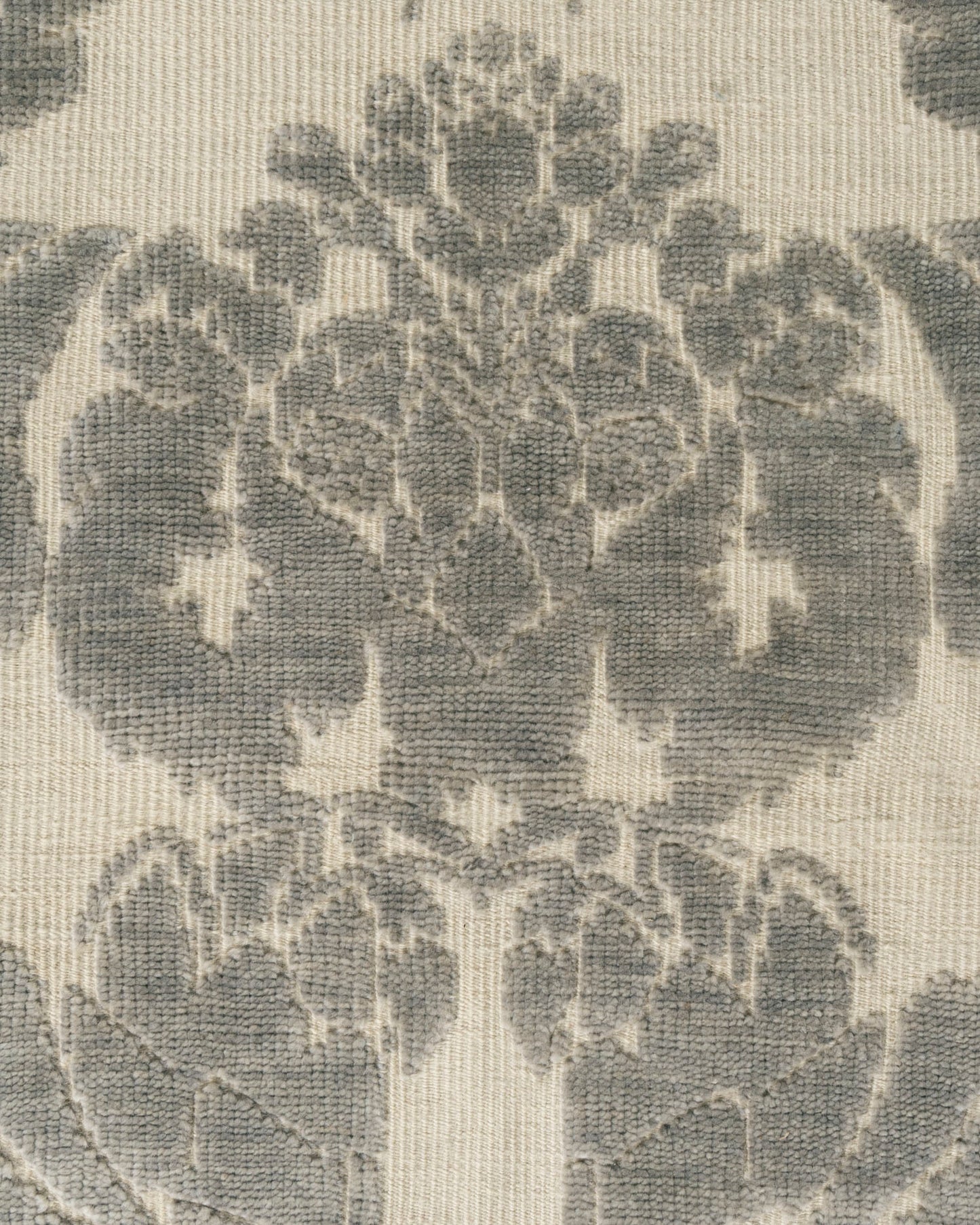 WAHO_IMAGE::n-7162-damask-high-low-ivory-gray-03.00x04.00-13921.jpg
