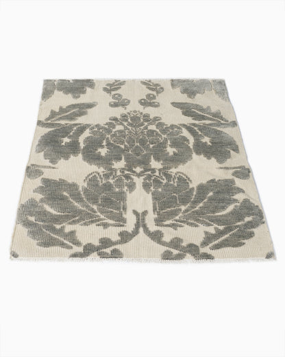 WAHO_IMAGE::n-7162-damask-high-low-ivory-gray-03.00x04.00-13922.jpg