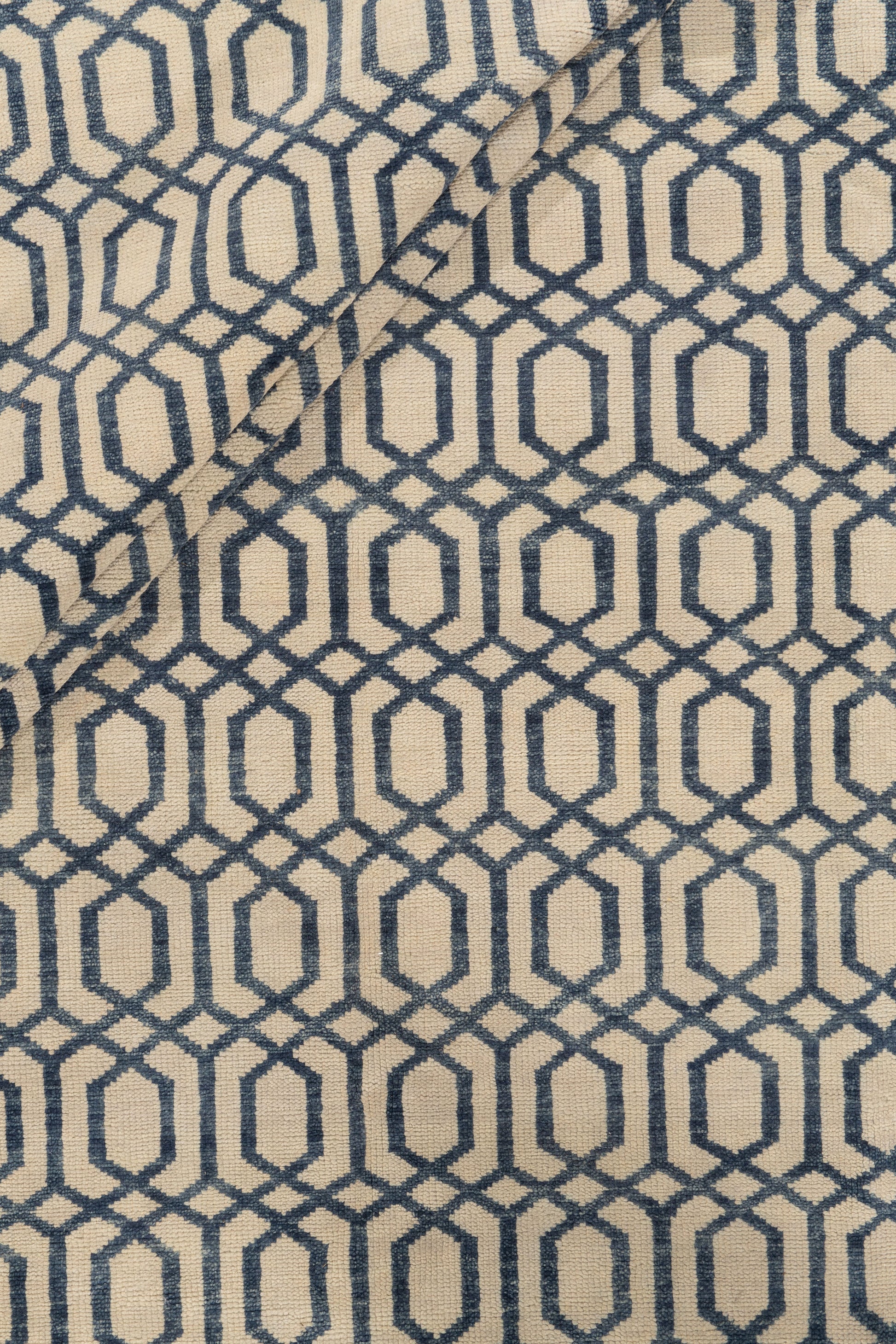 WAHO_IMAGE::n-7342-hexagonal-ivory-blue-8.04x10.03-15562.jpg
