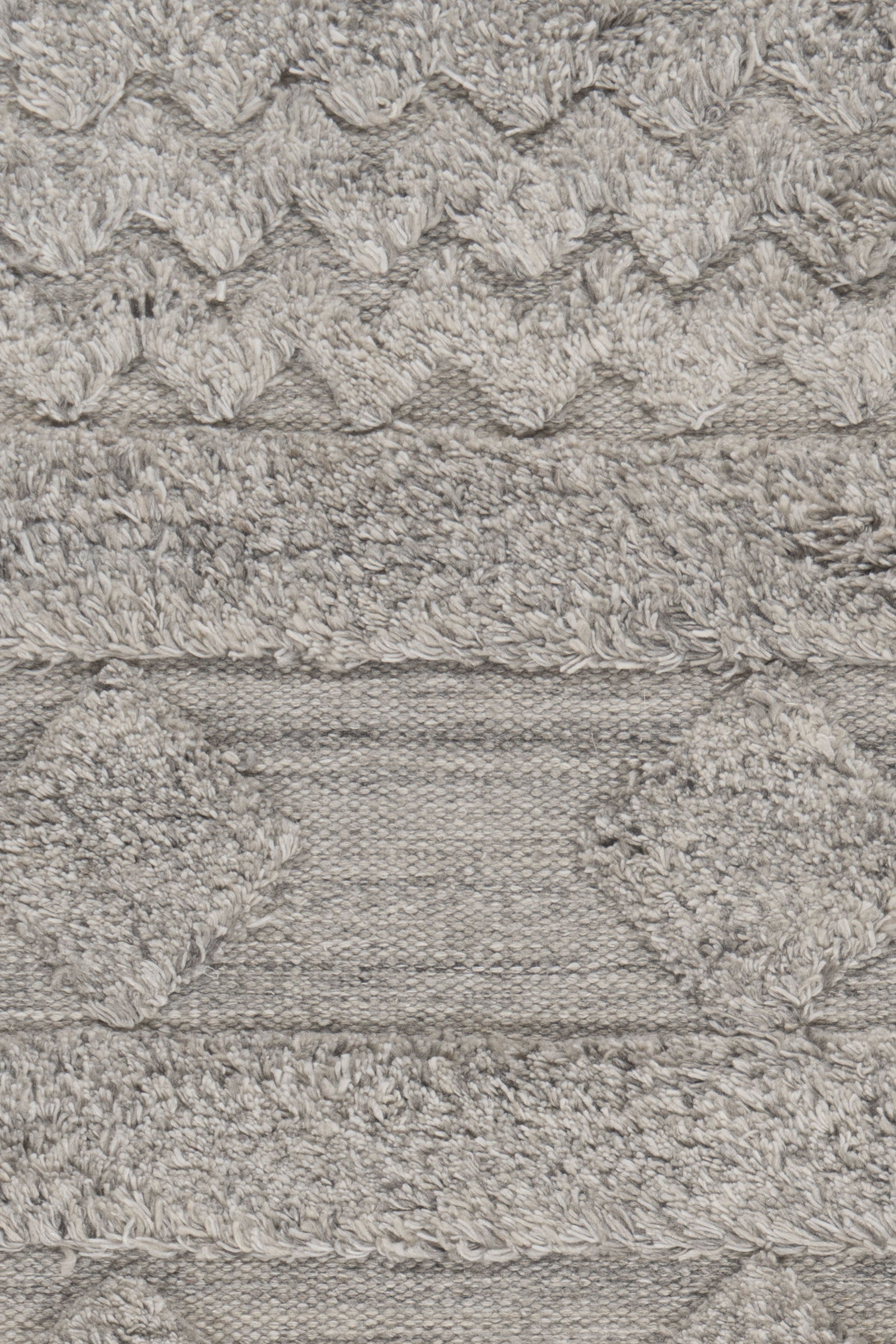 WAHO_IMAGE::n-7379-four-seasons-indoor-outdoor-diamond-light-gray-9.00x12.00-16735.jpg