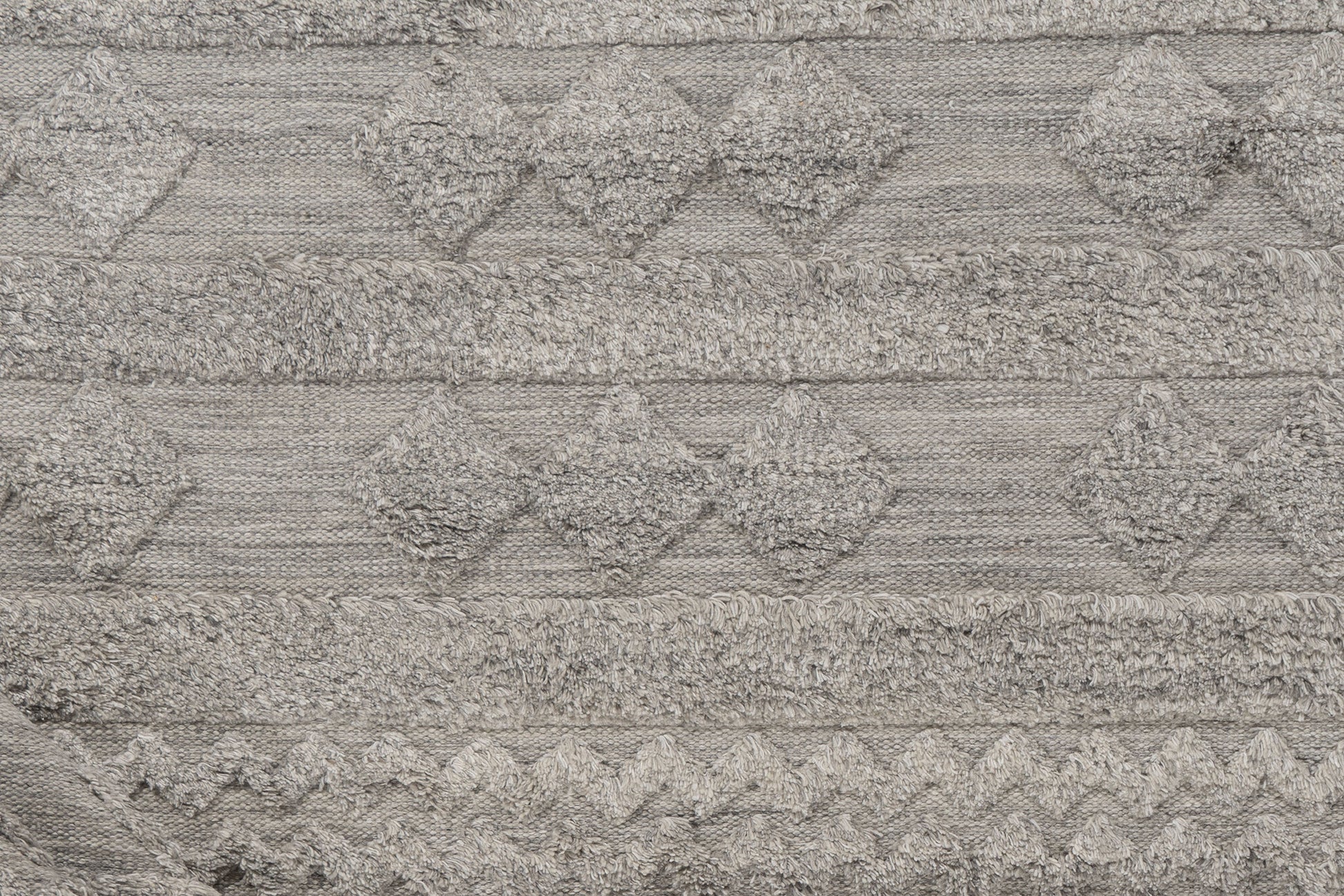 WAHO_IMAGE::n-7379-four-seasons-indoor-outdoor-diamond-light-gray-9.00x12.00-16737.jpg