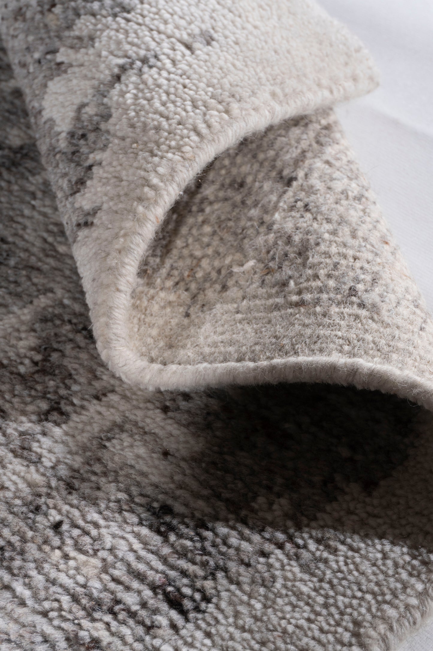 WAHO_IMAGE::n-7463-organic-kelvin-ivory-natural-rug-2.00x3.00-18344.jpg