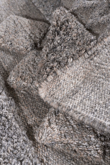 WAHO_IMAGE::n-7504-four-seasons-diamond-dark-gray-2.00x3.00-18355.jpg