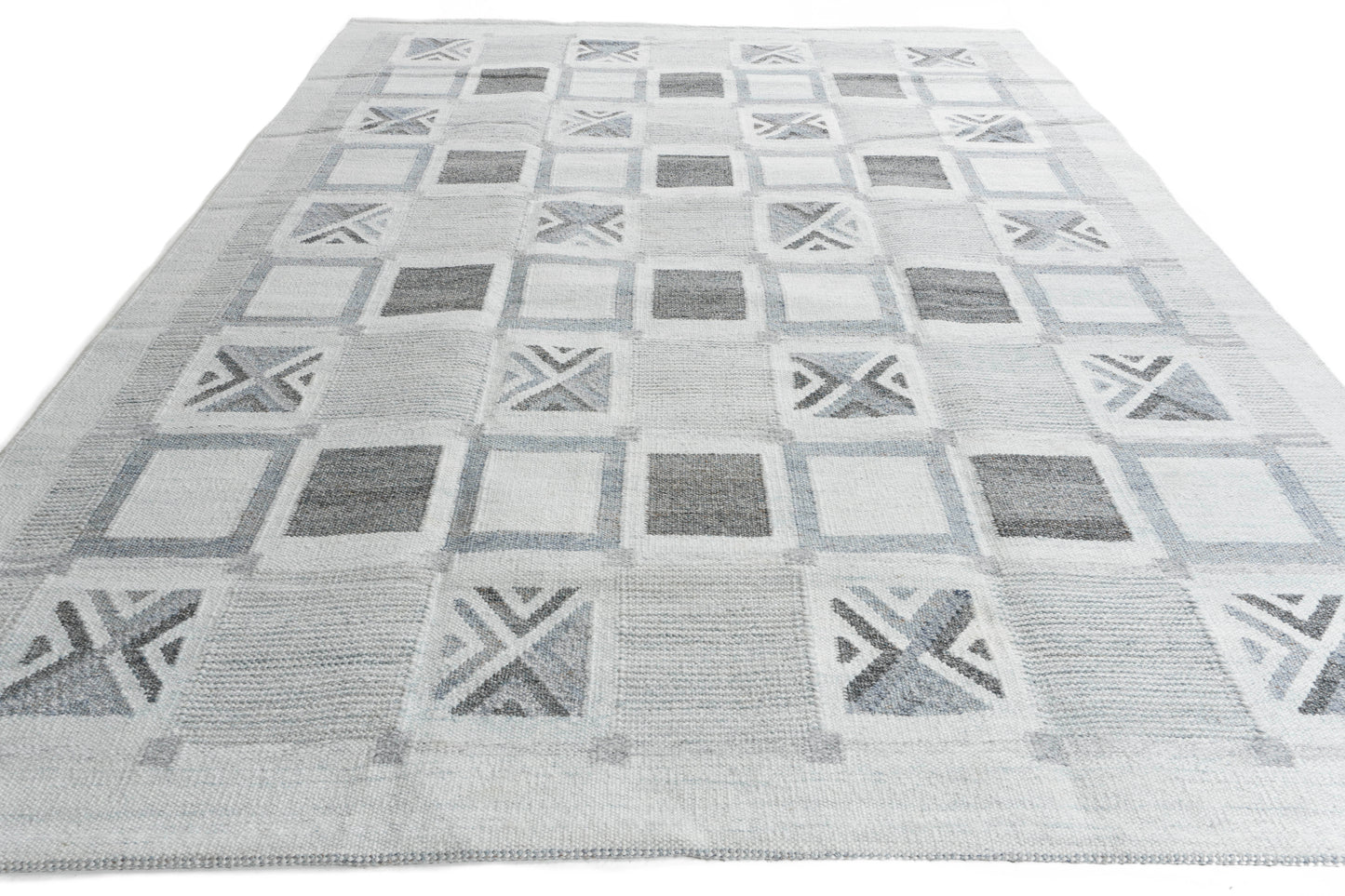 WAHO_IMAGE::ntn-7255-swedish-grid-light-blues-gray-9.00x12.00-17707.jpg