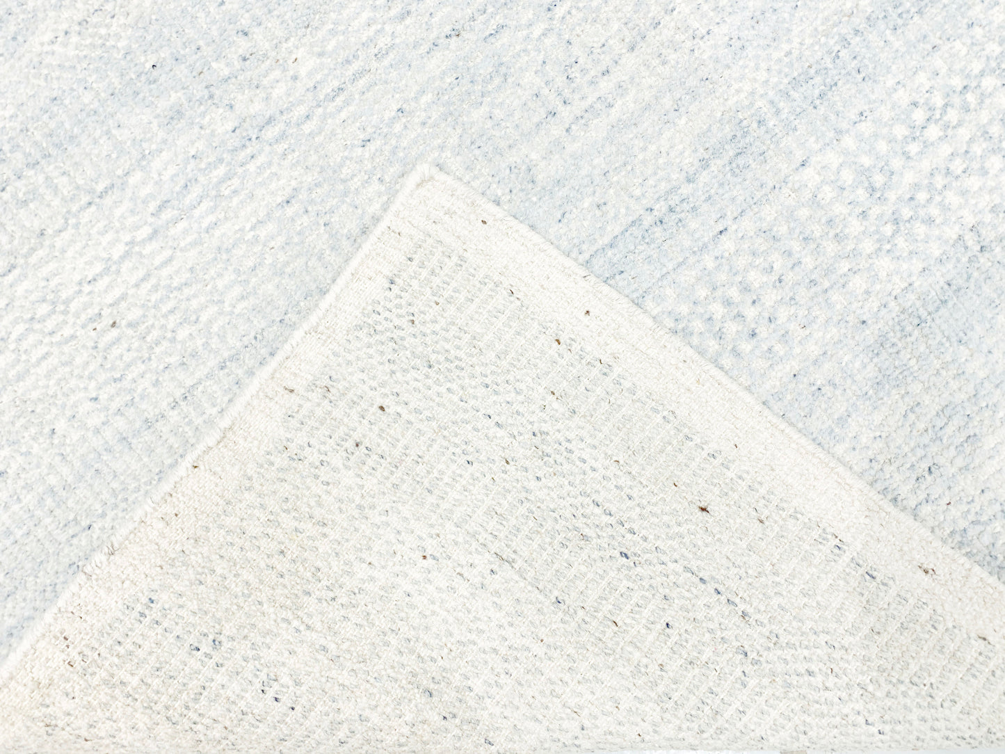WAHO_IMAGE::oc-0100-zoe-rose-light-blue-ivory-8.00x10.00-13985.jpg