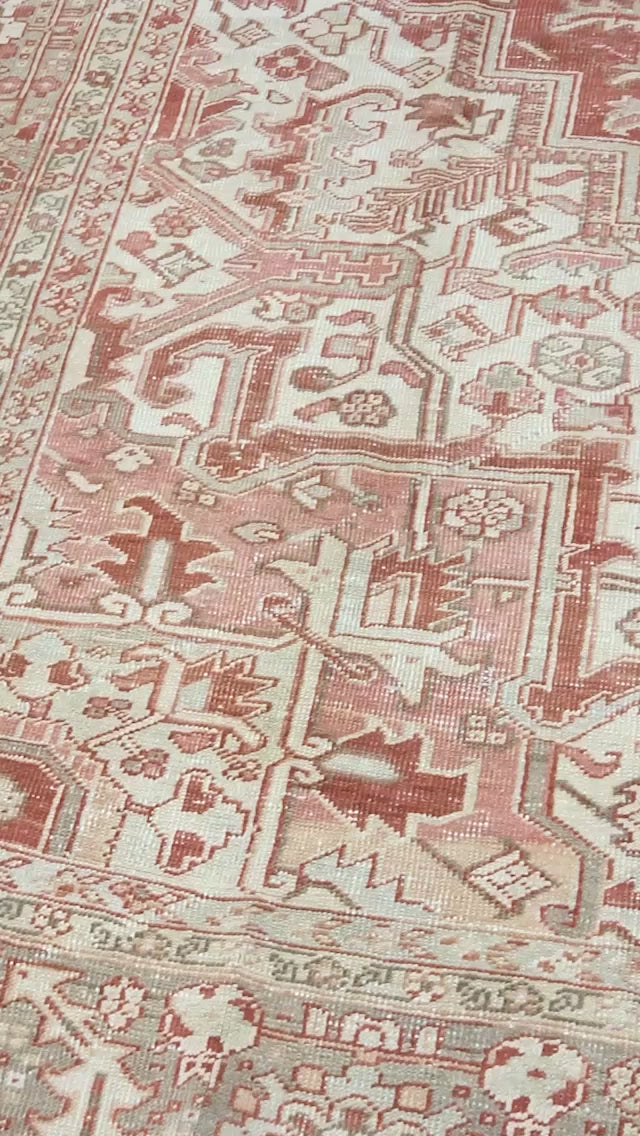 WAHO_VIDEO::u-5071-antique-subdued-persian-heriz-rug-11.04x15.09-video-6.mp4