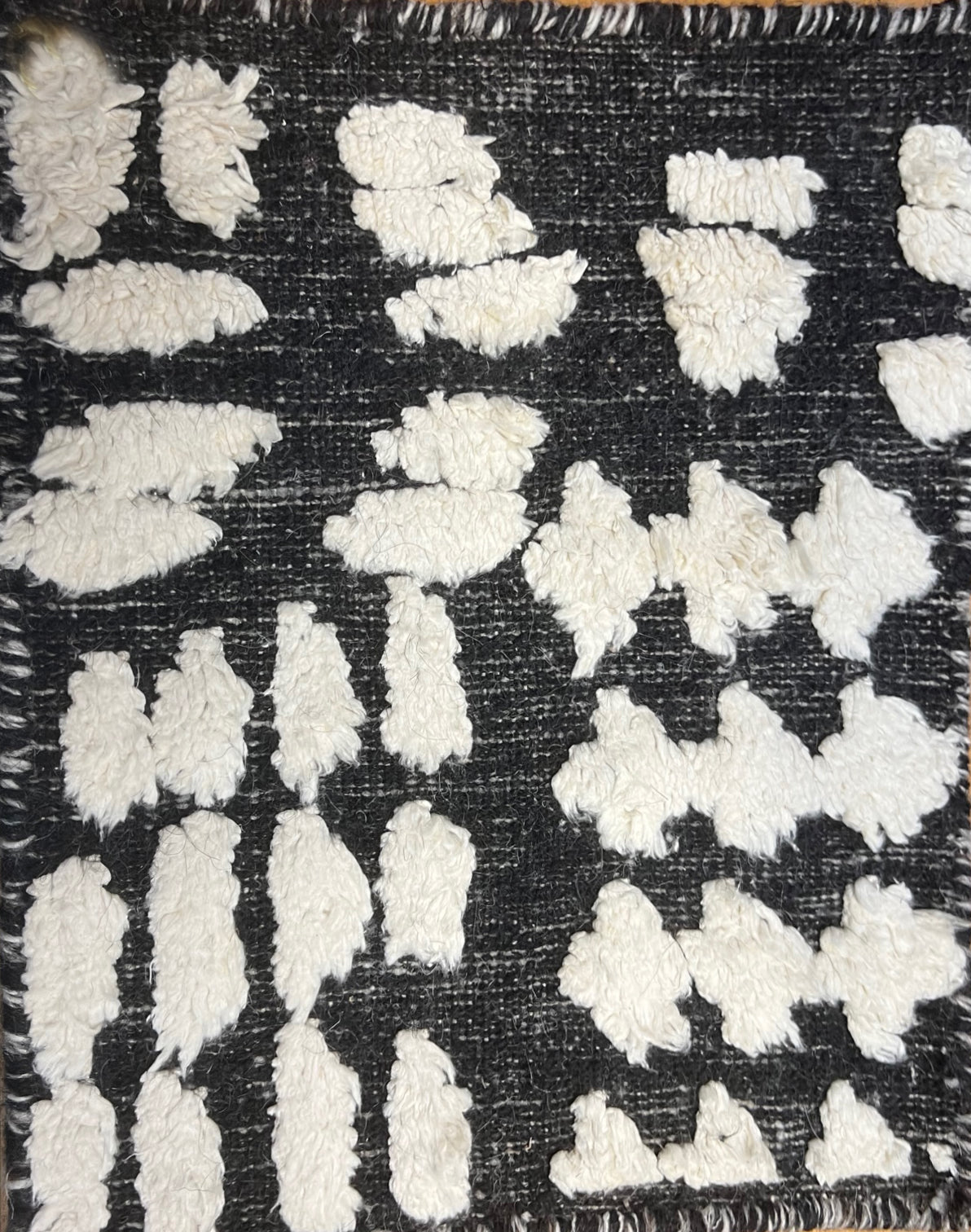 WAHO_IMAGE::s-4655-1-hi-low-luxe-ivory-charcoal-1.00x1.00-16143.jpg