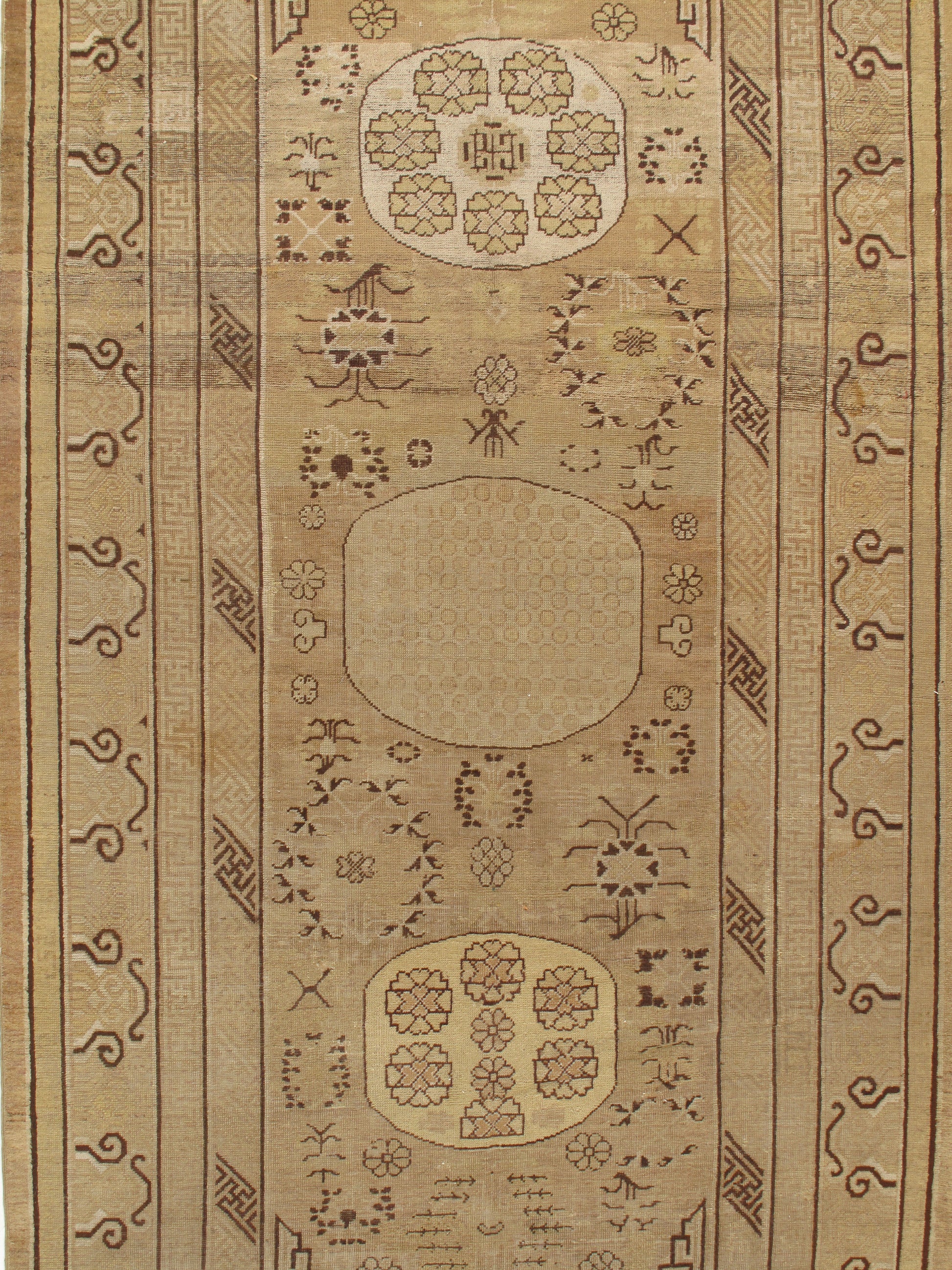 WAHO_IMAGE::u-1621-antique-khotan-gallery-size-rug-6.03x12.04-2498.jpg