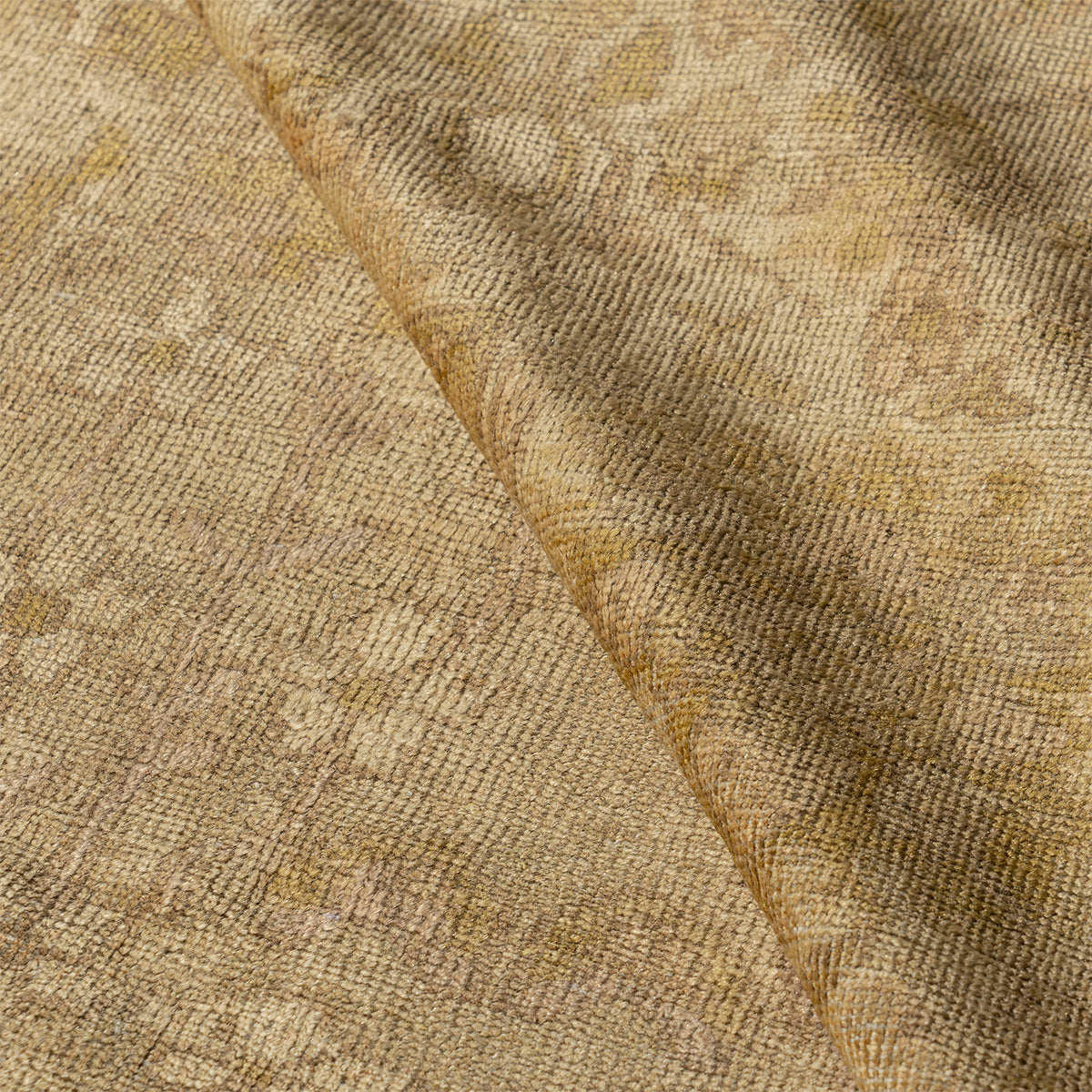 WAHO_IMAGE::u-1653-antique-distressed-persian-sultanabad-rug-11.00x15.06-11456.jpg