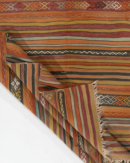 WAHO_IMAGE::u-2532c-vintage-turkish-kilim-rug-4.02x5.07-13691.jpg