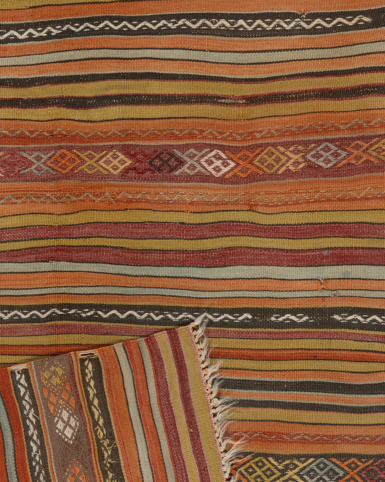 WAHO_IMAGE::u-2532c-vintage-turkish-kilim-rug-4.02x5.07-13692.jpg