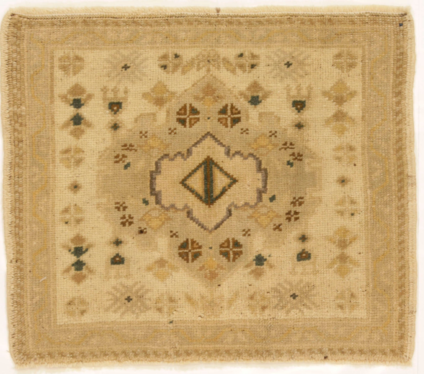 WAHO_IMAGE::u-2843-vintage-oushak-rug-x-18972.jpg