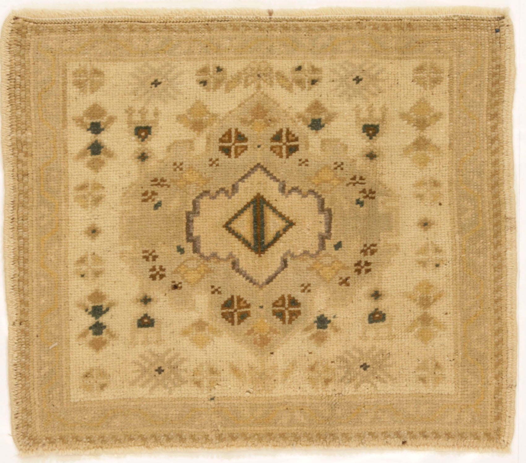 WAHO_IMAGE::u-2843-vintage-oushak-rug-x-18972.jpg